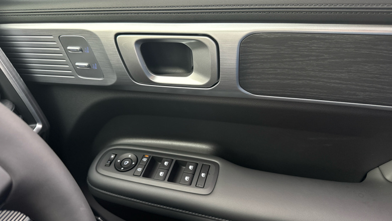 Hyundai SANTA FE 1.6 TGDi Hybrid Ultimate 5dr 4WD Auto Hybrid Estate